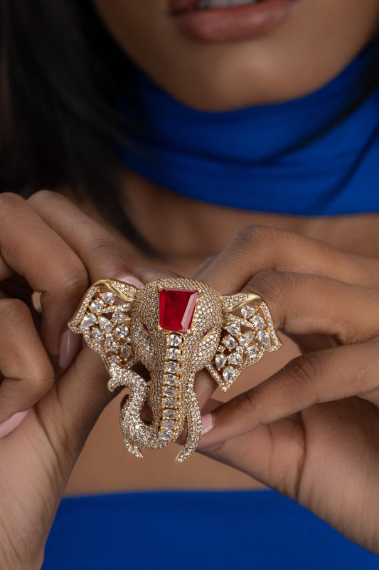 Gajraaj (red)