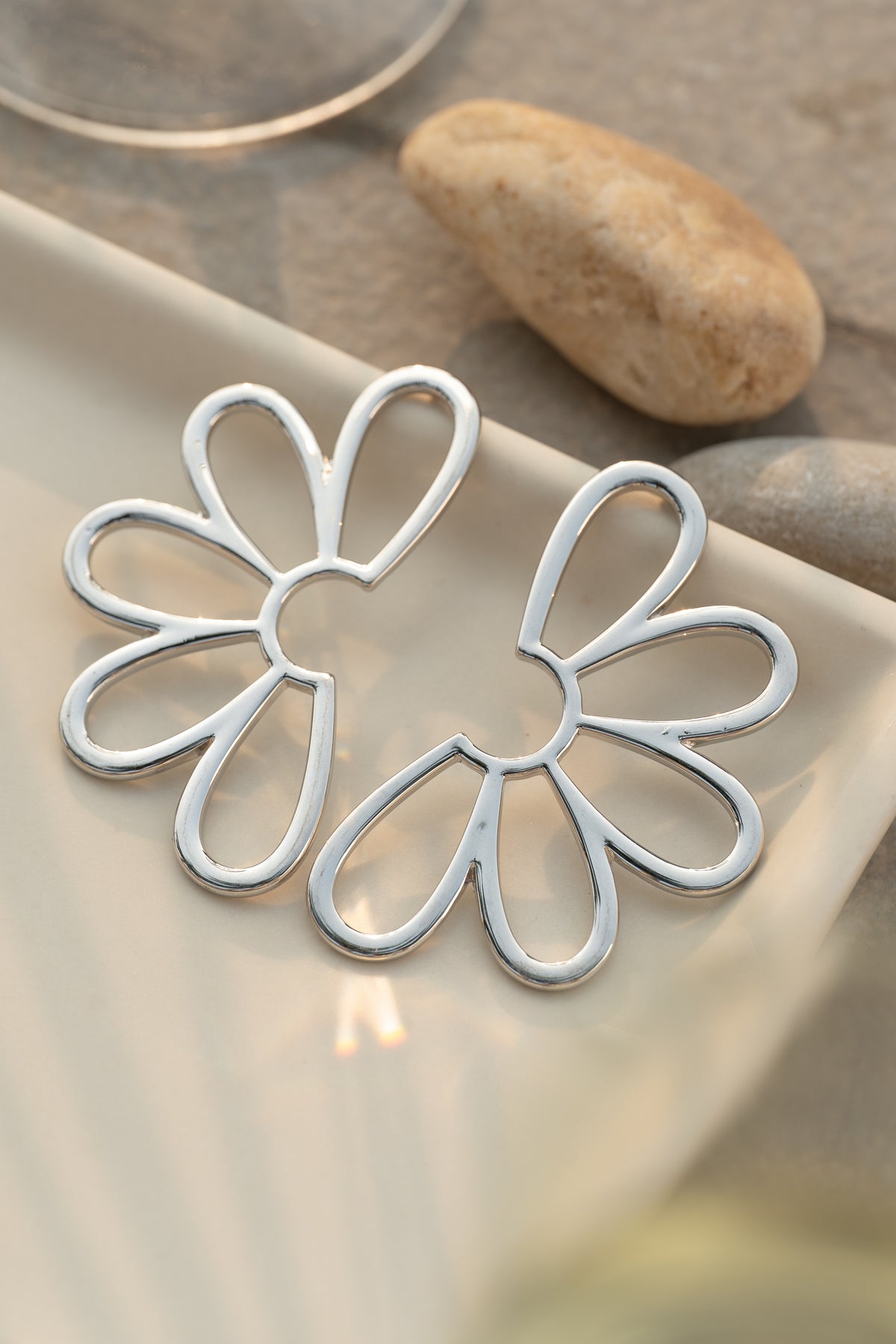 Twin Flora