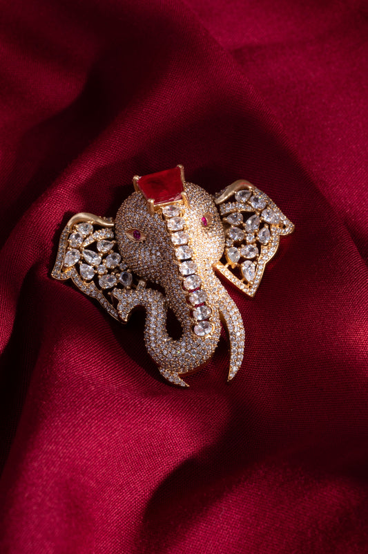 Gajraaj (red)