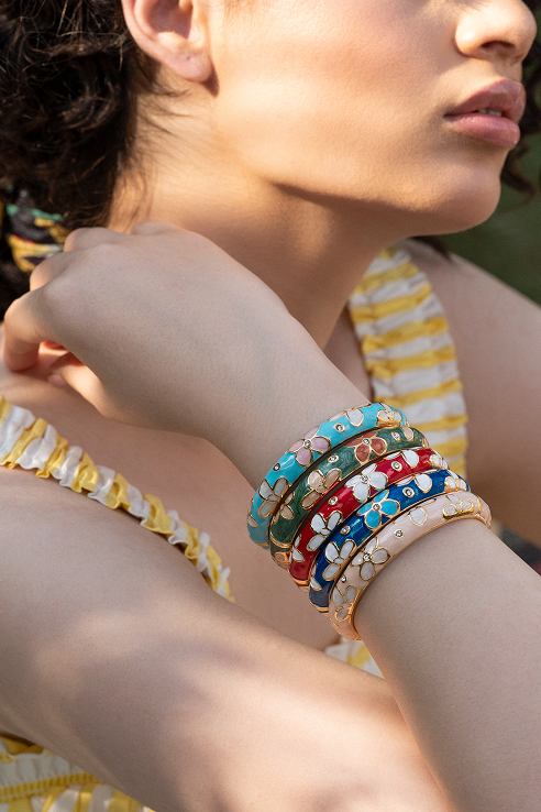 Hand Accessories
